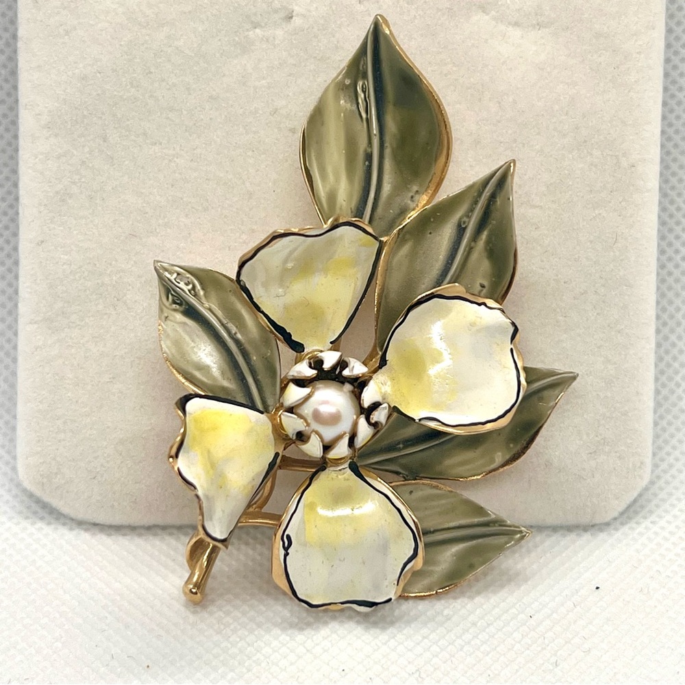 Vendome Vintage HUGE Pin Brooch Enamel Flower Leaf With Pearl‎  RARE & STUNNING